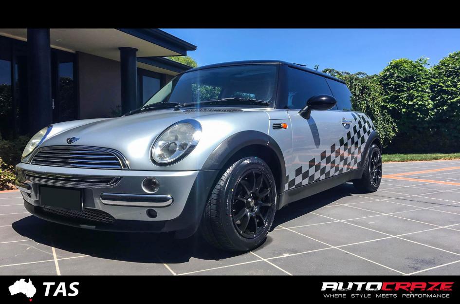 MINI-COOPER-CHALLENGE-BLACK